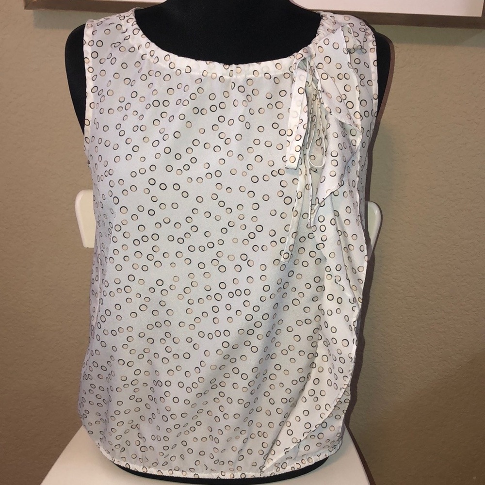 🎉3/$20🎉 Loft Sleeveless Blouse SP
